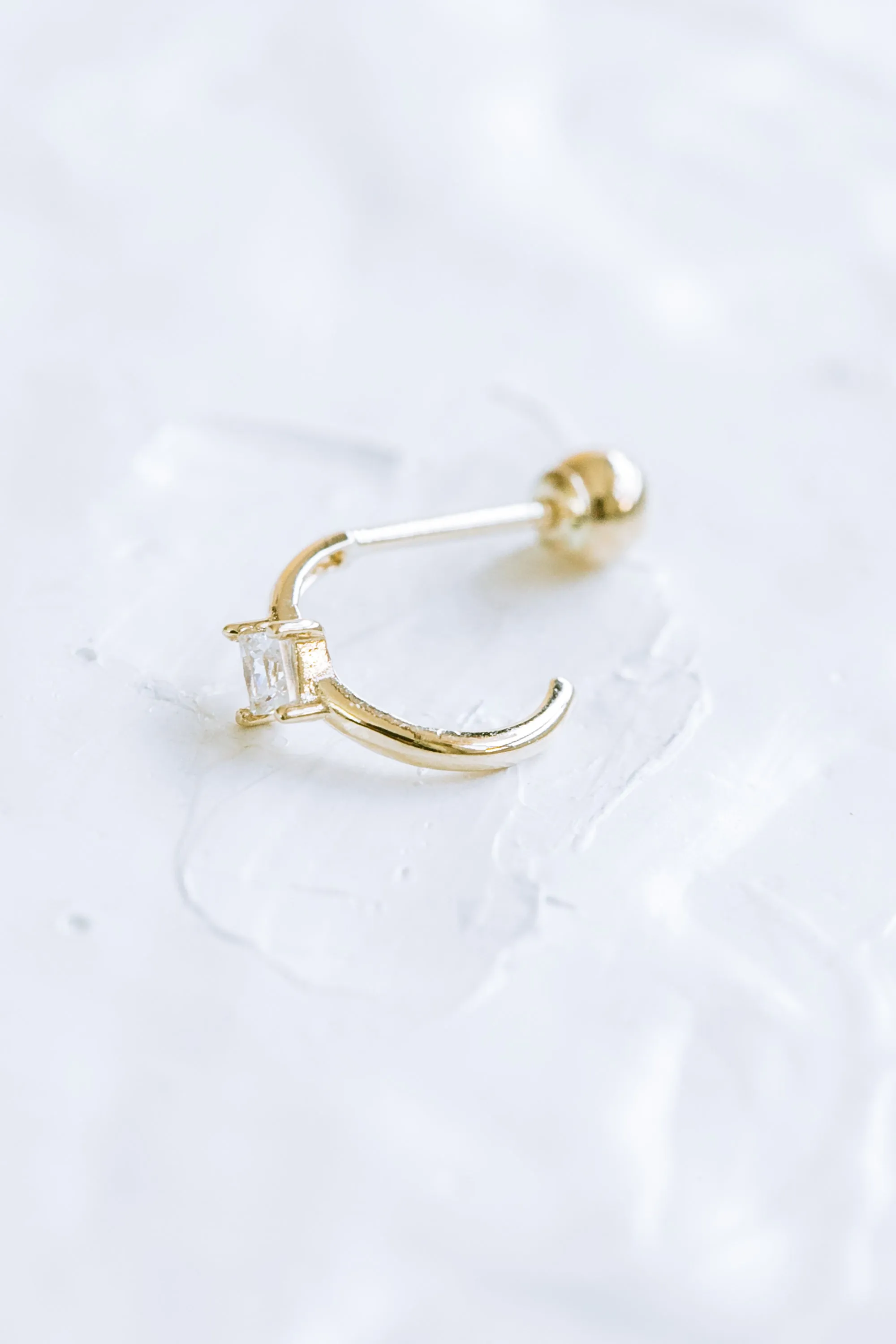 14K GOLD JEWELRY MINIMALIST DELICATE CZ SQUARE CURVED SHAPE BARBELL EAR STUD EARRING PIERCING