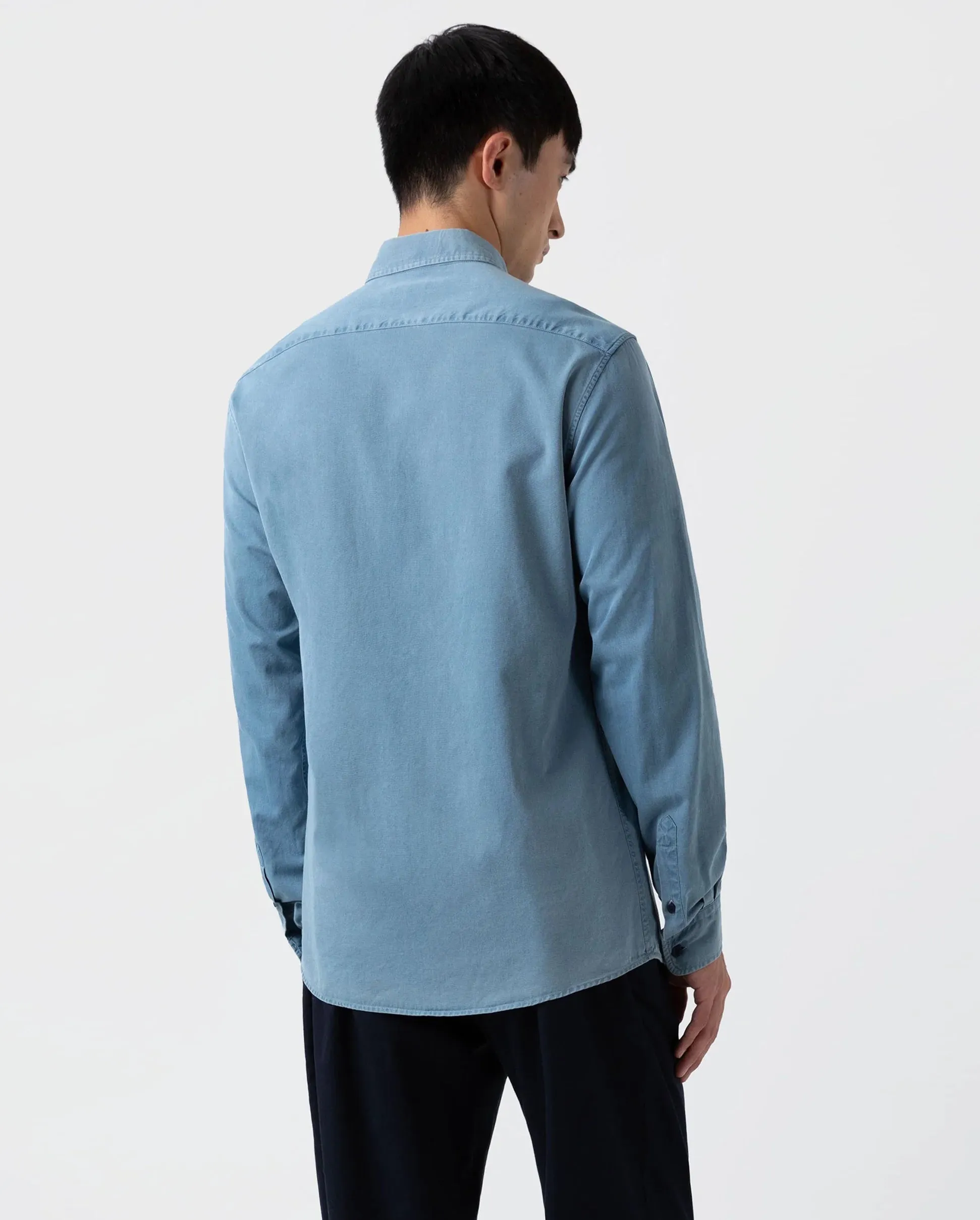 BUTTON DOWN SHIRT / LIGHT INDIGO