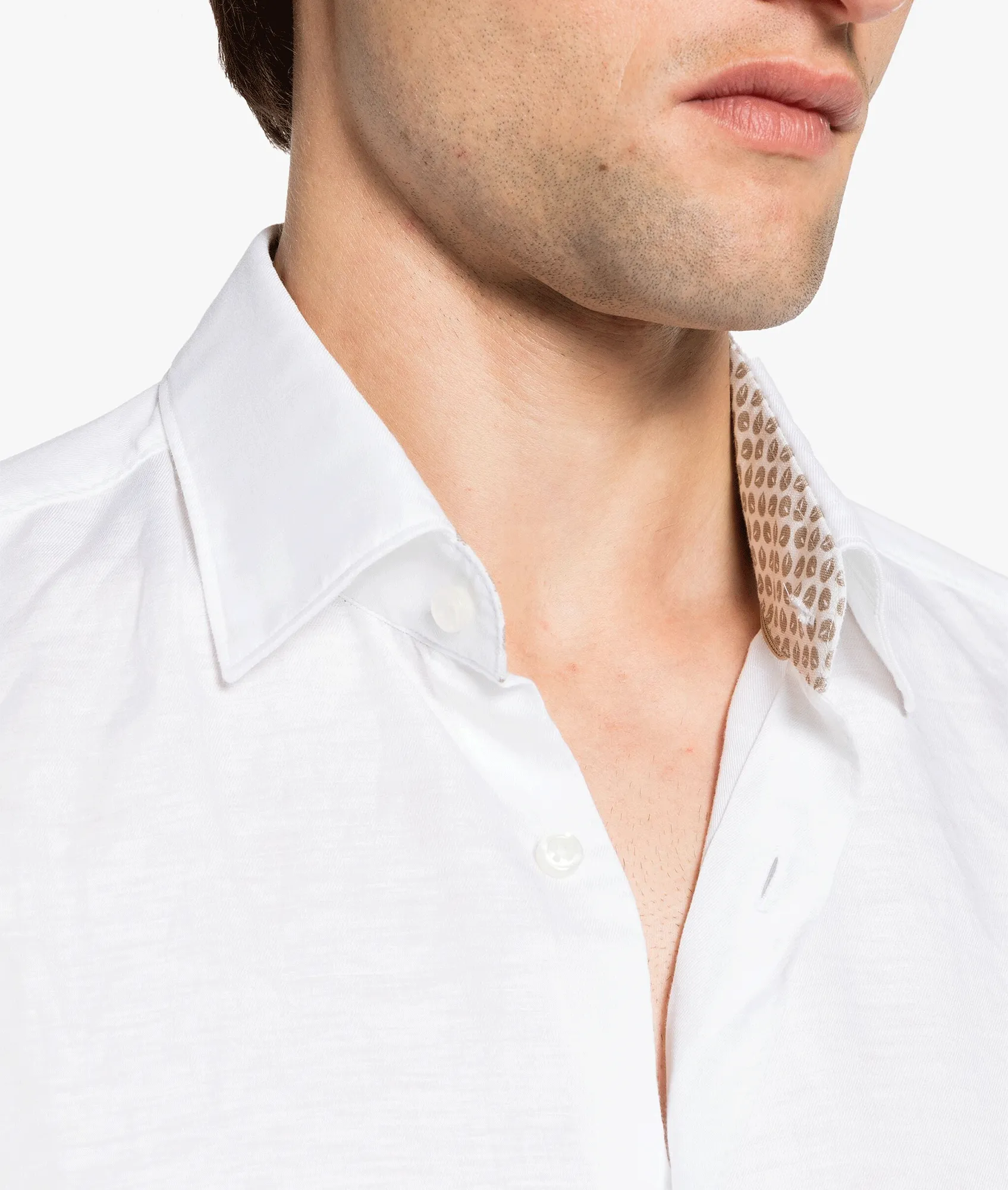 Casual-fit shirt in linen-blend twill - White