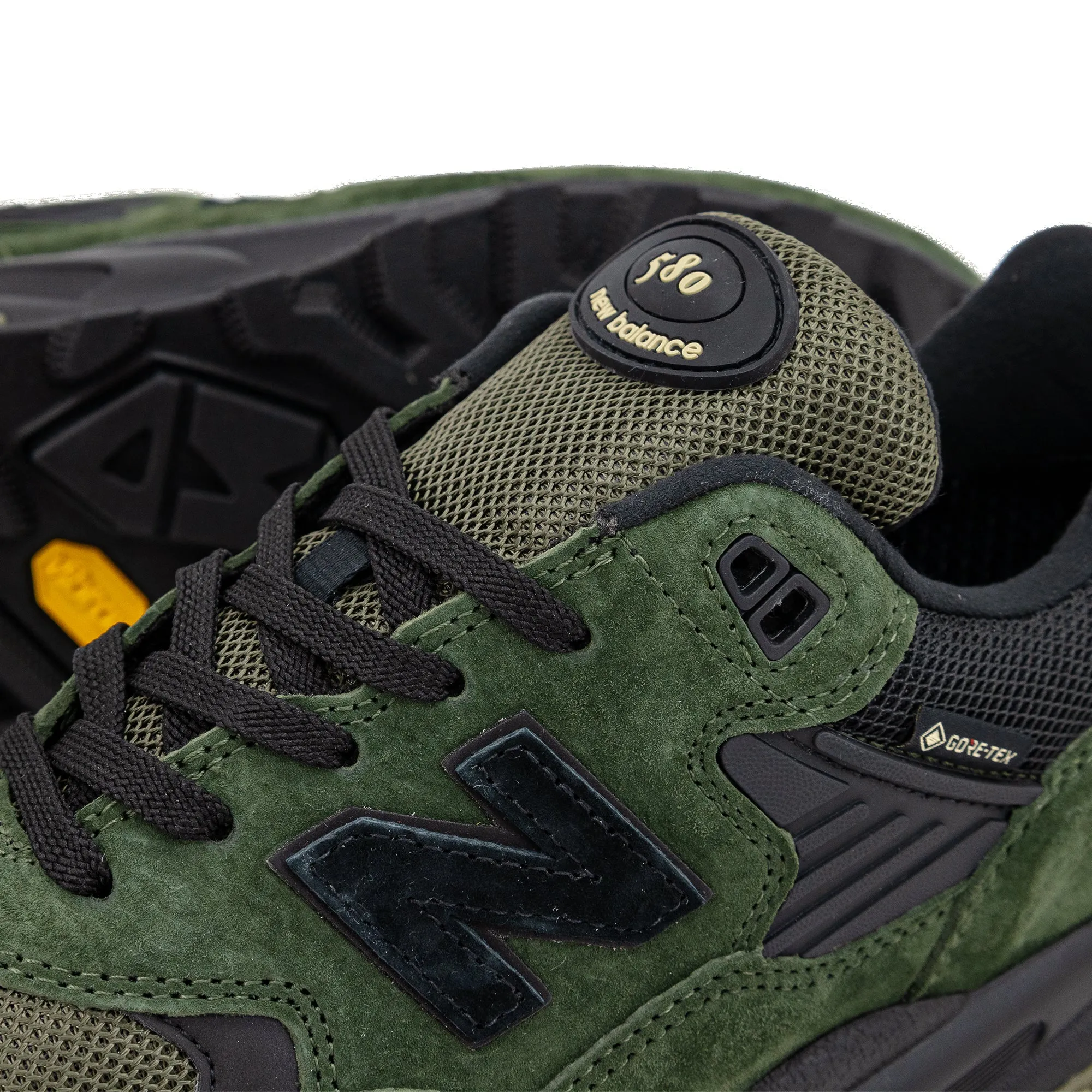 New Balance 580 GORE-TEX Kombu Green MT580RBL