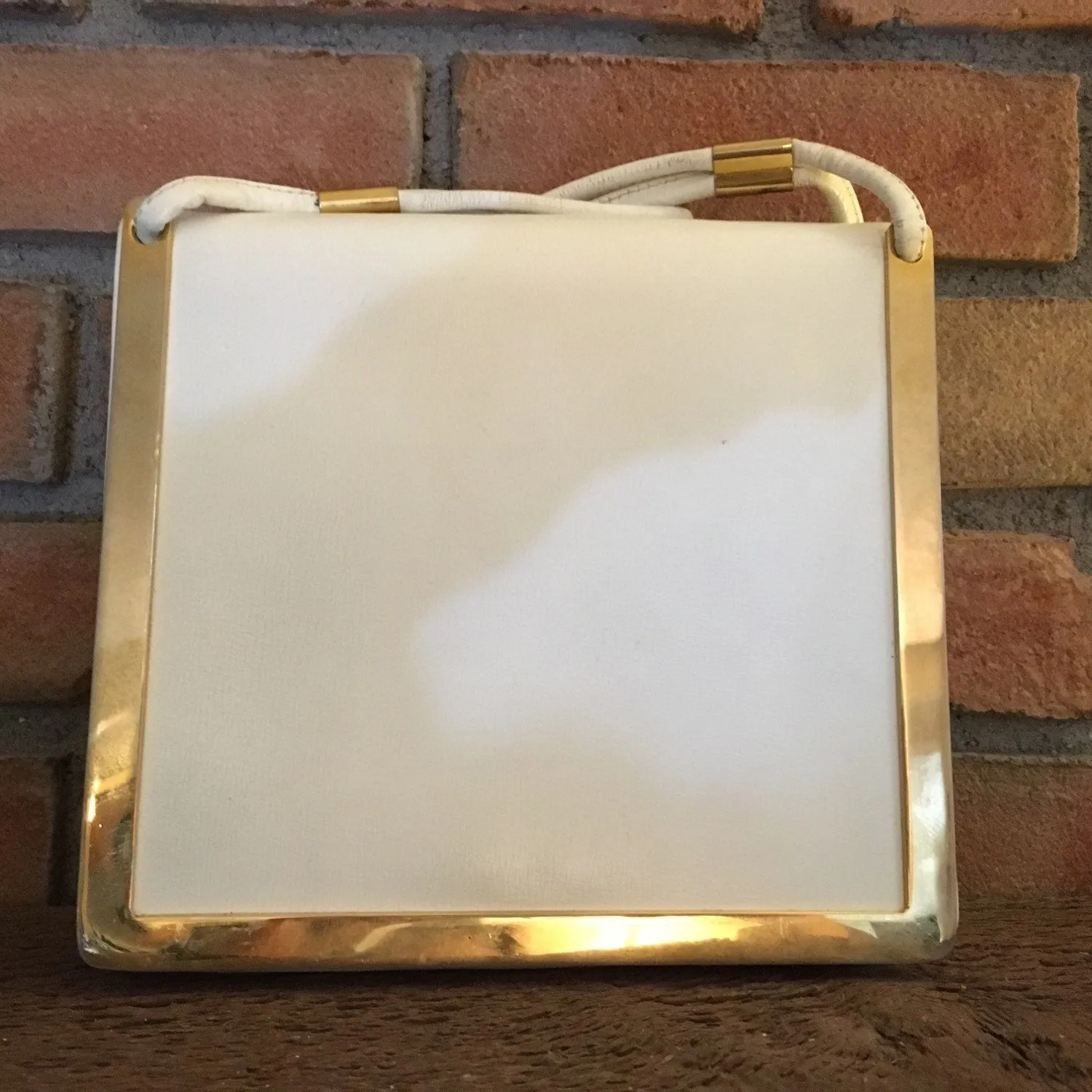 Vintage Cream Leather Purse. Off White Saks Fifth Avenue Handbag. Vintage Fashion.